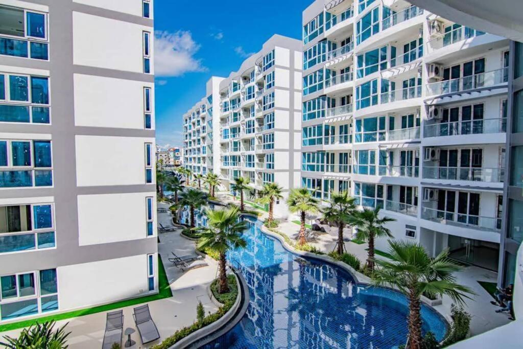 Large Luxury, Pool View, Grand Avenue, Pattaya - 202 Apartment Exterior foto