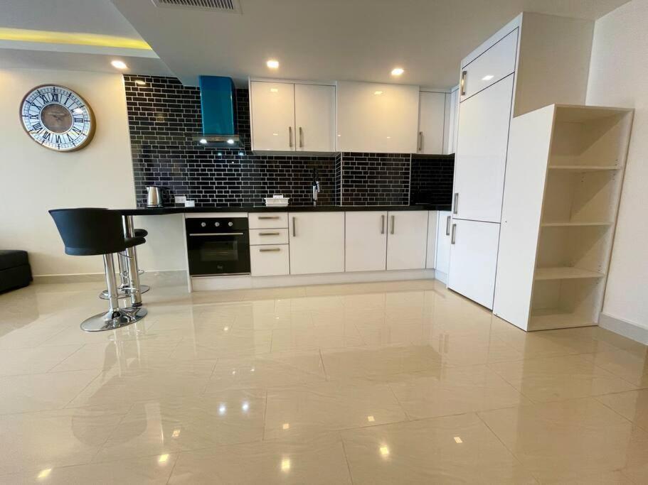 Large Luxury, Pool View, Grand Avenue, Pattaya - 202 Apartment Exterior foto