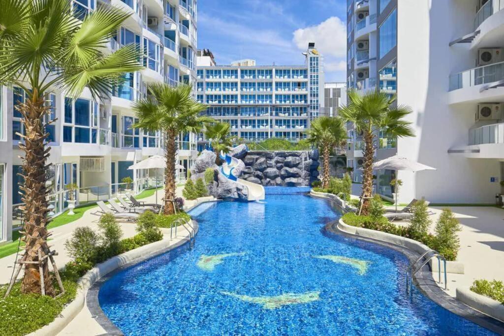 Large Luxury, Pool View, Grand Avenue, Pattaya - 202 Apartment Exterior foto